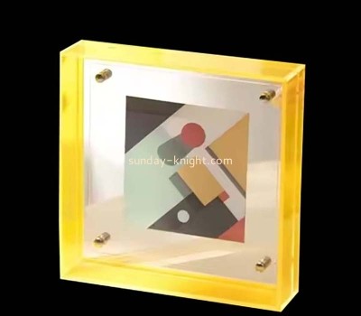 Custom wholesale acrylic picture frame APK-084