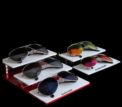 Custom wholesale acrylic eyewear display risers SDK-103