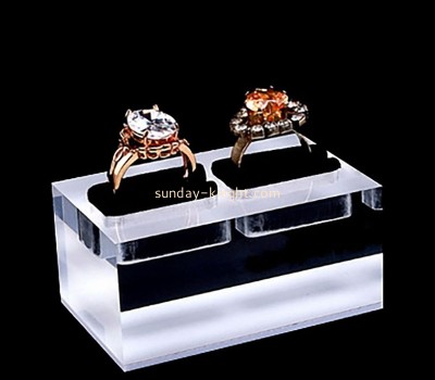 Wholesale custom acrylic wedding ring display block JDK-759